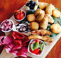 Off The Boat Pizzeria - Surfers Paradise Gold Coast