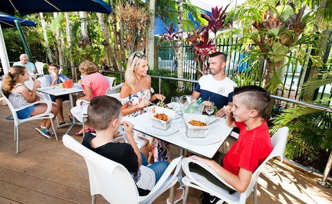 Samson Fish Seafood - Surfers Paradise Gold Coast 1