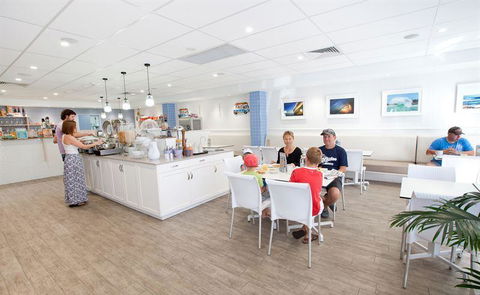 Samson Fish Seafood - Surfers Paradise Gold Coast 6