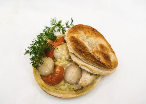 Apollo Bay Bakery - Surfers Paradise Gold Coast 0