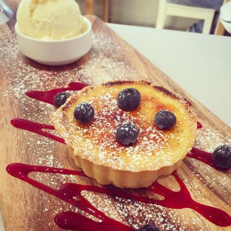 Fred & Bet's - Surfers Paradise Gold Coast 0
