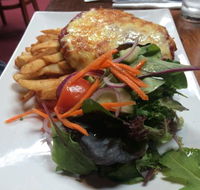 Victoria Hotel Woodend - Surfers Paradise Gold Coast