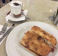 Cafe Mia - Surfers Paradise Gold Coast