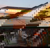 Queenscliff Cafe - Surfers Paradise Gold Coast
