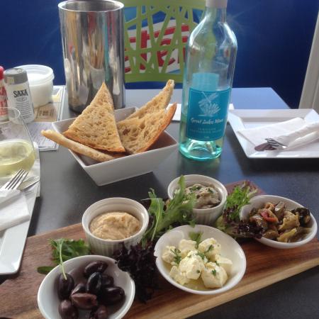 Tuncurry Rock Pool Cafe - Surfers Paradise Gold Coast 0