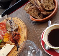 Fredeli - Surfers Paradise Gold Coast