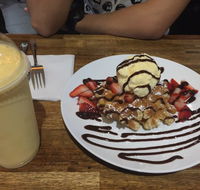 Clyde Treats Petite Yum - Surfers Paradise Gold Coast
