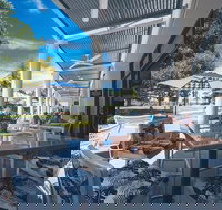 Chop 'n Chill - Surfers Paradise Gold Coast