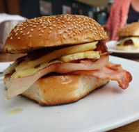 Huskisson Bakery  Cafe - Surfers Paradise Gold Coast