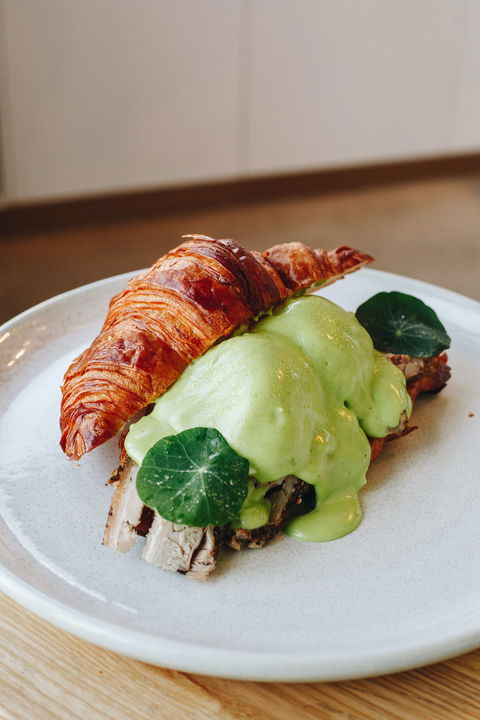 Whitehorse Chloe - Surfers Paradise Gold Coast 0