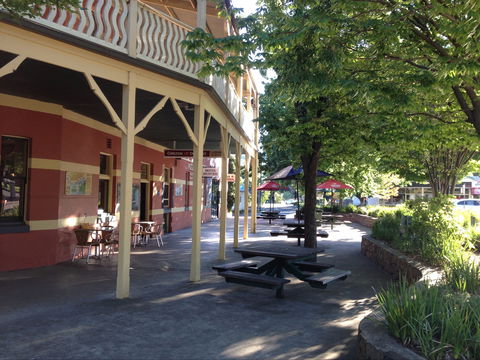 Alpine Hotel Bright - Surfers Paradise Gold Coast 0