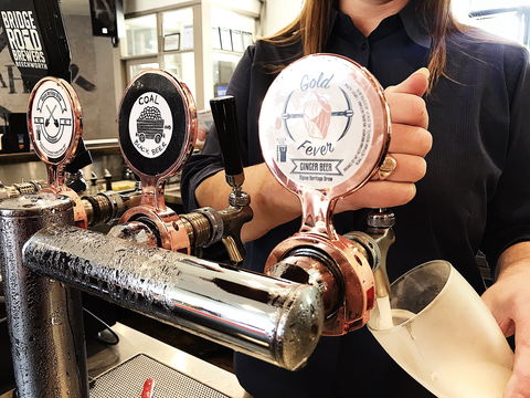 Alpine Hotel Bright - Surfers Paradise Gold Coast 1