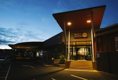 Macey's Bistro - Surfers Paradise Gold Coast 0