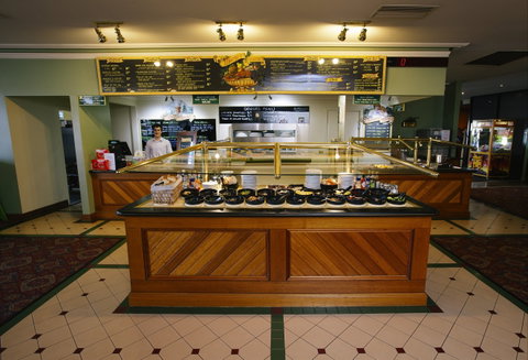 Macey's Bistro - Surfers Paradise Gold Coast 2