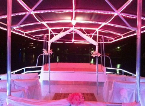 Seafood Cruise Mooloolaba - Surfers Paradise Gold Coast 0