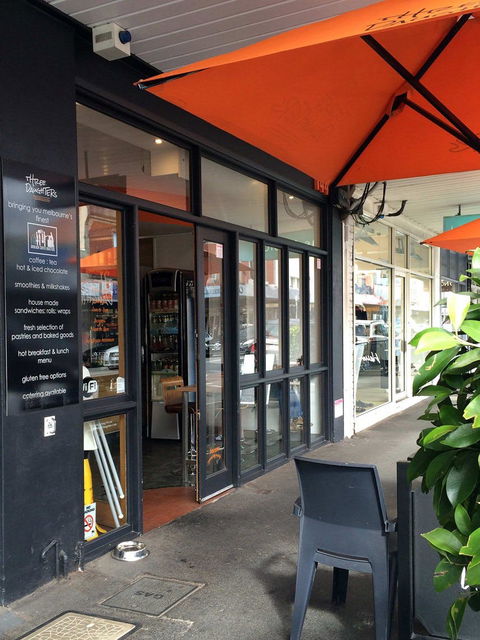 Three Daughters Cafe - Surfers Paradise Gold Coast 0