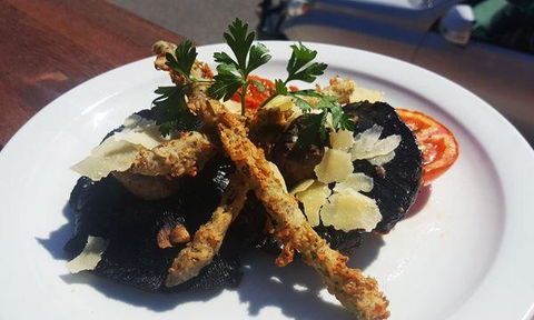Ciccio's Pizza Kitchen - Surfers Paradise Gold Coast 2