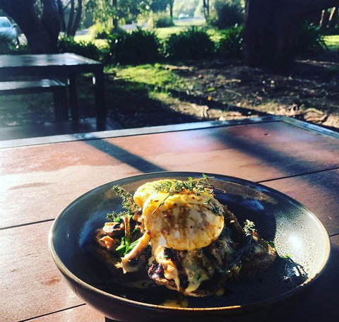 Red Brick Cafe - Surfers Paradise Gold Coast 1