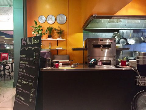 T4's Gourmet Pizza & Pasta - Surfers Paradise Gold Coast 0