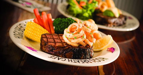 Hog's Australia's Steakhouse - Cleveland - Surfers Paradise Gold Coast 0