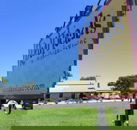 RedHeads Wine - Surfers Paradise Gold Coast