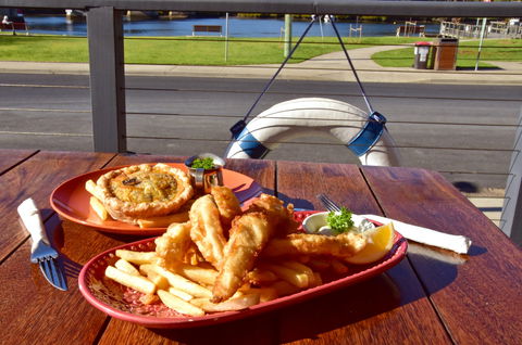 The River Cafe Nelligen - Surfers Paradise Gold Coast 1