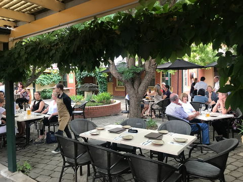 Vine And Tap - Surfers Paradise Gold Coast 1