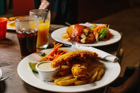 Mena Creek Hotel - Surfers Paradise Gold Coast 2