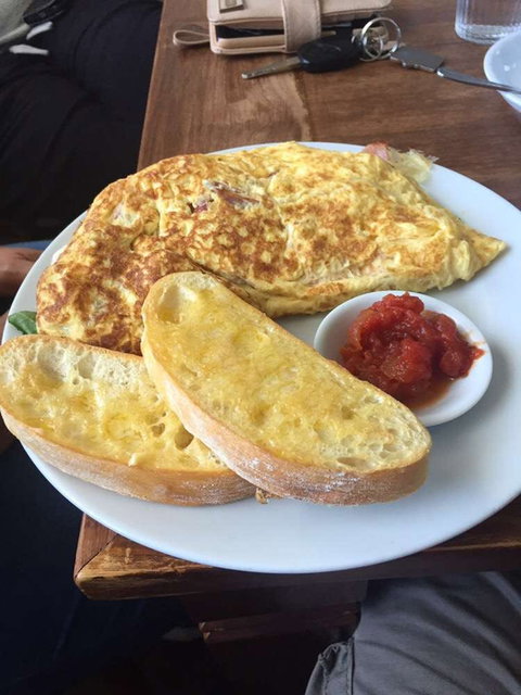 Vancouver Cafè & Store - Surfers Paradise Gold Coast 0