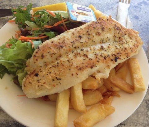 Three Fish Cafe - Surfers Paradise Gold Coast 1