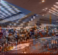 Tathra Hotel - Surfers Paradise Gold Coast