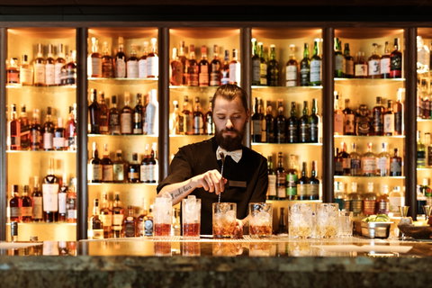 Evolve Spirits Bar - Surfers Paradise Gold Coast 1