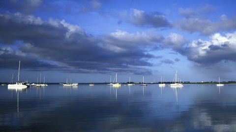 Gove  Boat Club - Surfers Paradise Gold Coast 1