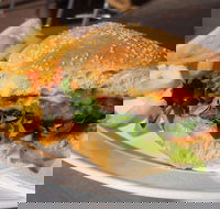 The Commercial Hotel - Surfers Paradise Gold Coast