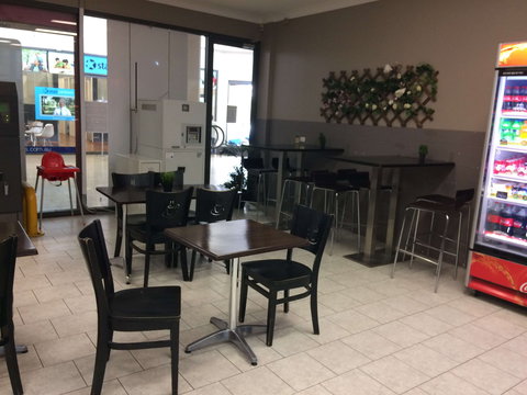 Icon Takeaway & Cafe - Surfers Paradise Gold Coast 0