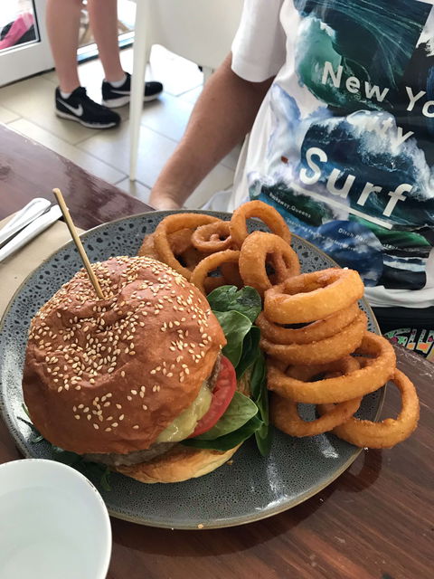 Pearl Beach Cafe - Surfers Paradise Gold Coast 0