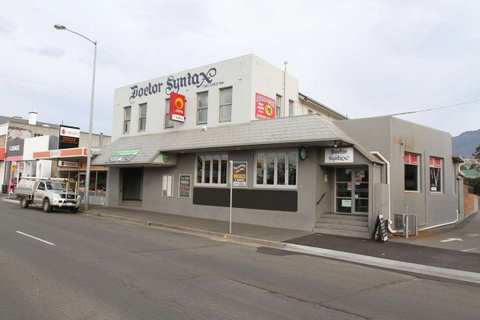 Doctor Syntax Hotel - Surfers Paradise Gold Coast 0