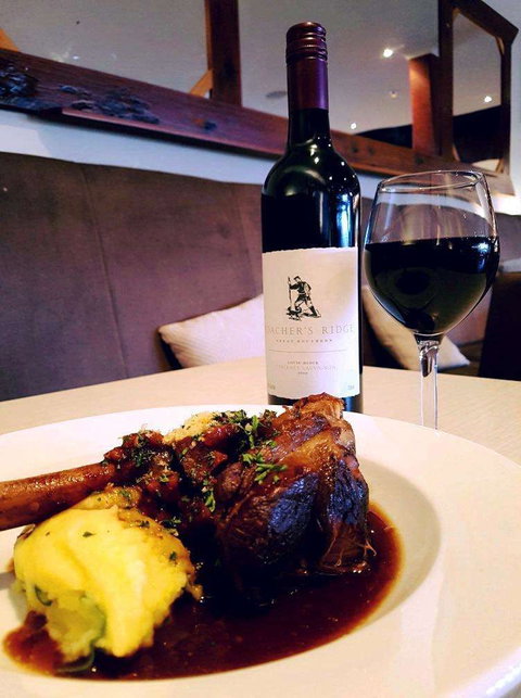 White Star Hotel And Tanglehead Brewery - Surfers Paradise Gold Coast 0