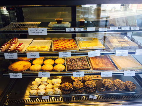 J W Bakery - Surfers Paradise Gold Coast 0