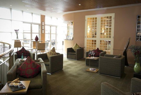M Bar And Terrace - Mercure Sydney Parramatta - Surfers Paradise Gold Coast 0