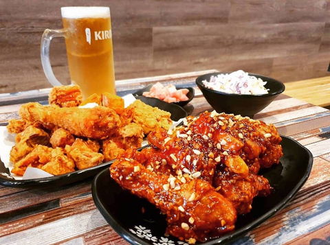 Chimac Hut - Surfers Paradise Gold Coast 0
