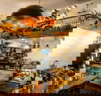 Monica's Cafe