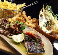 Ray  Lou's Cafe Grill - Surfers Paradise Gold Coast