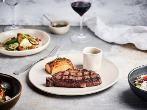 The Woodhouse Restaurant - Surfers Paradise Gold Coast 2