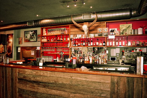 Bottlerocket Bar And Cafe - Surfers Paradise Gold Coast 1