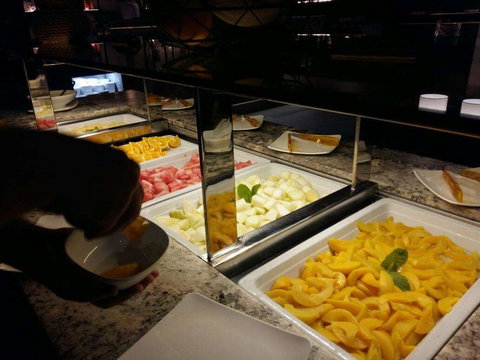 The Grange Buffet - Surfers Paradise Gold Coast 0