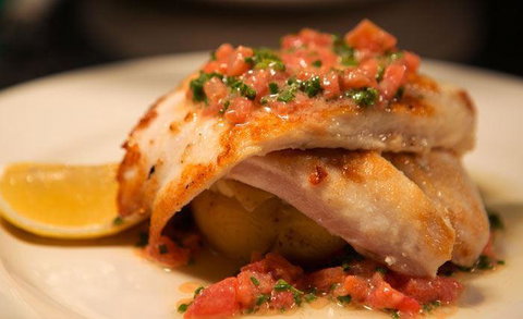 Hong Loch - Surfers Paradise Gold Coast 11