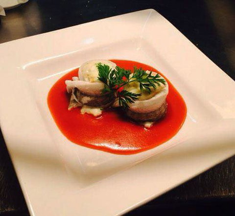 Hong Loch - Surfers Paradise Gold Coast 1