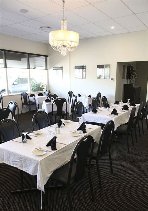 Tilly's Restaurant & Bar - Surfers Paradise Gold Coast 1