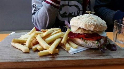 Belle Vue Cafe - Surfers Paradise Gold Coast 0